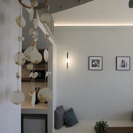 Airy Santorini * Oia