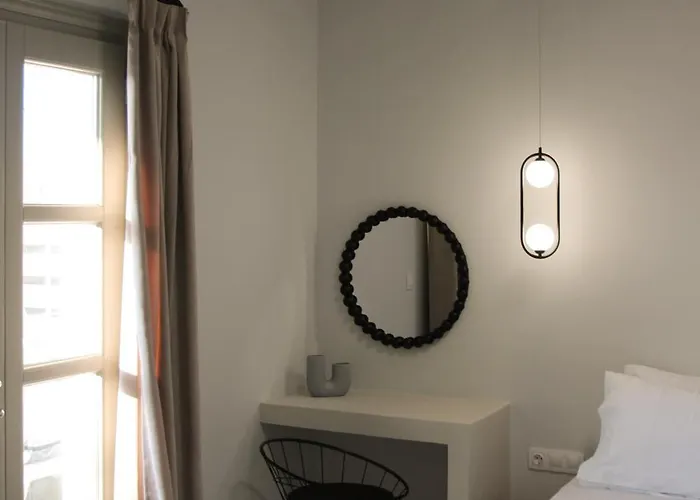 Airy Santorini * イア