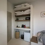 Airy Santorini *