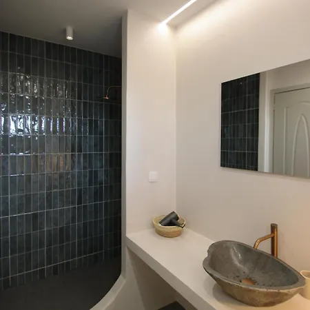 شقة Airy Santorini أويا