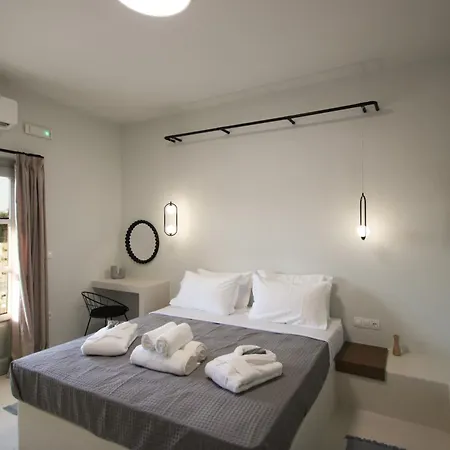 Airy Santorini شقة أويا