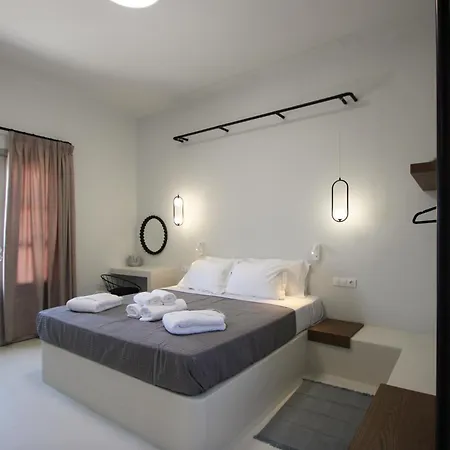 Airy Santorini * أويا